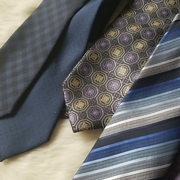 *SOLD*13 Tie Bundle - Picture 4 of 4